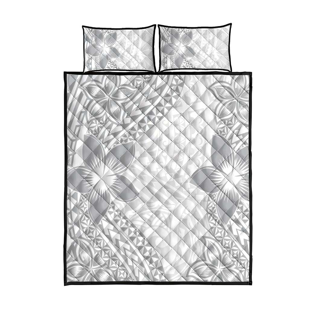 Lotu Tamaiti White Sunday Quilt Bed Set Pacific Plumeria Flowers - White Version