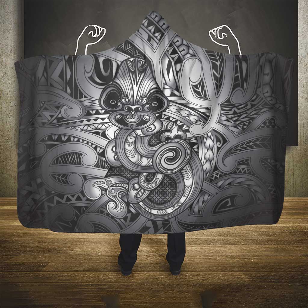 Aotearoa Maori Hei Tiki Hooded Blanket Kiwikiwi Kowhaiwhai Puhoro Motif
