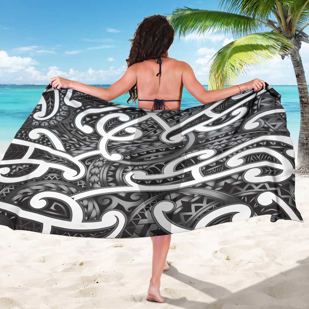 Aotearoa Maori Kowhaiwhai Sarong Kiwikiwi Puhoro and Patiki