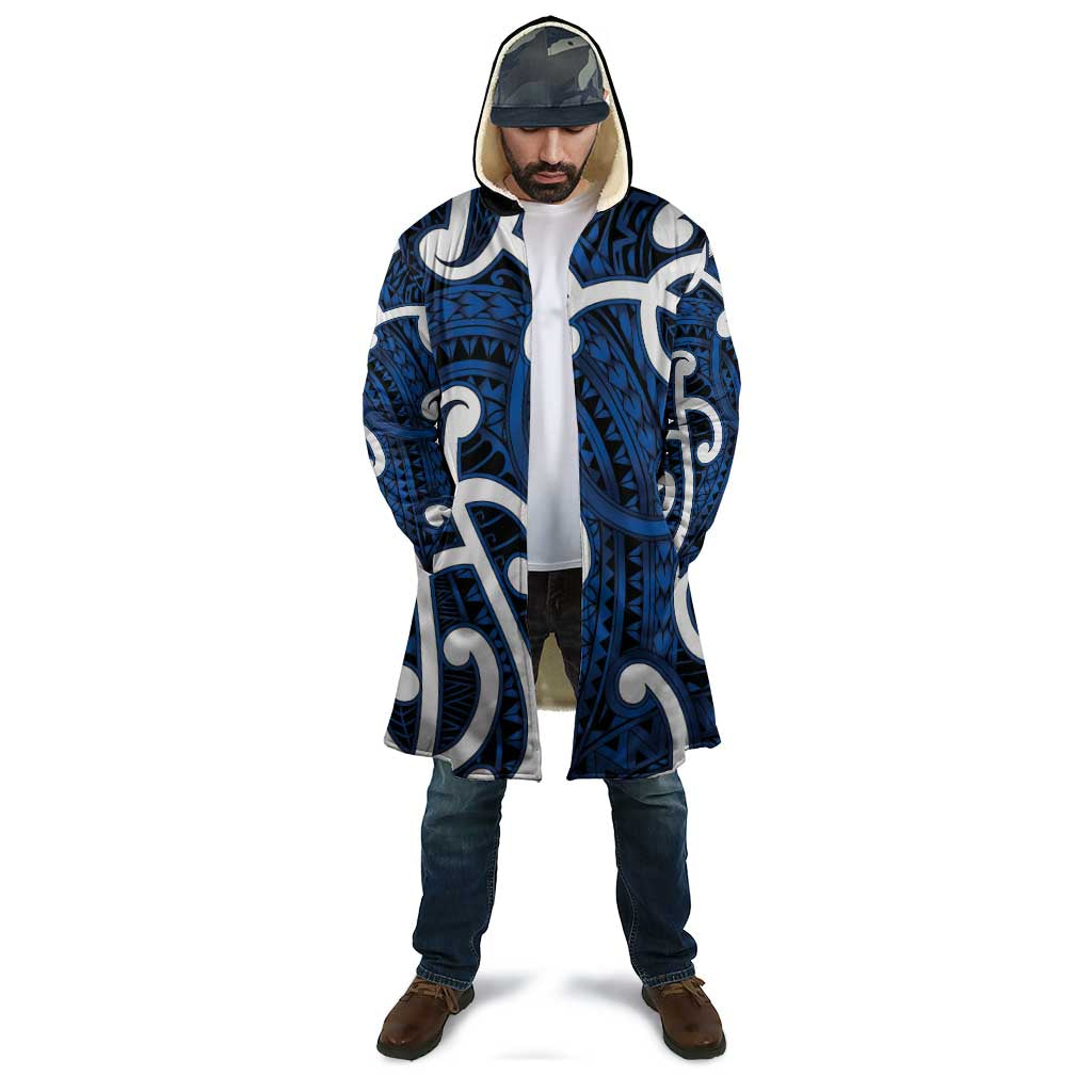 Aotearoa Maori Kowhaiwhai Cloak Kikorangi Puhoro and Patiki