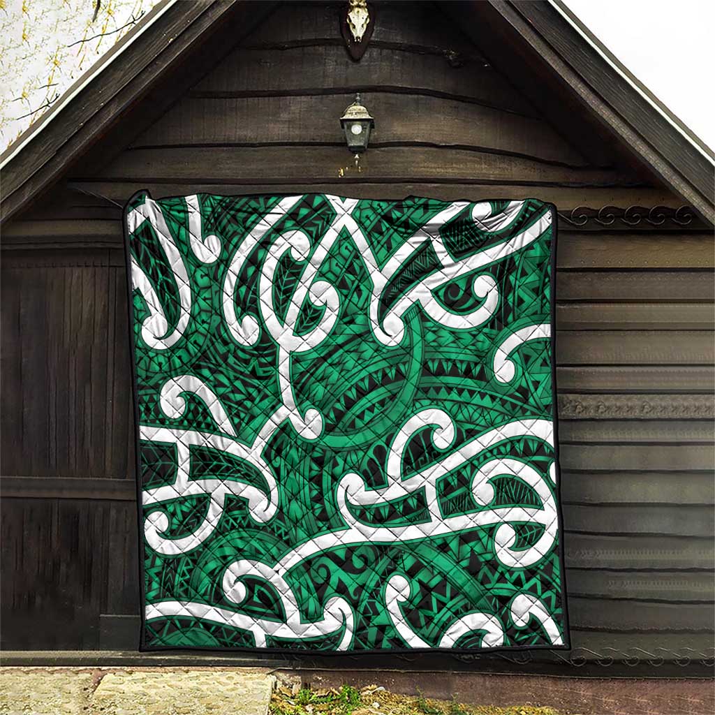 Aotearoa Maori Kowhaiwhai Quilt Kakariki Puhoro and Patiki LT9 - Polynesian Pride