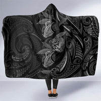 Hawaiian Mango Tribal Tattoo Hooded Blanket Black White Pacific Traditional Pattern