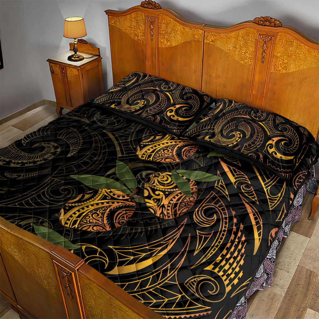 Hawaiian Mango Tribal Tattoo Quilt Bed Set Gold Pacific Traditional Pattern