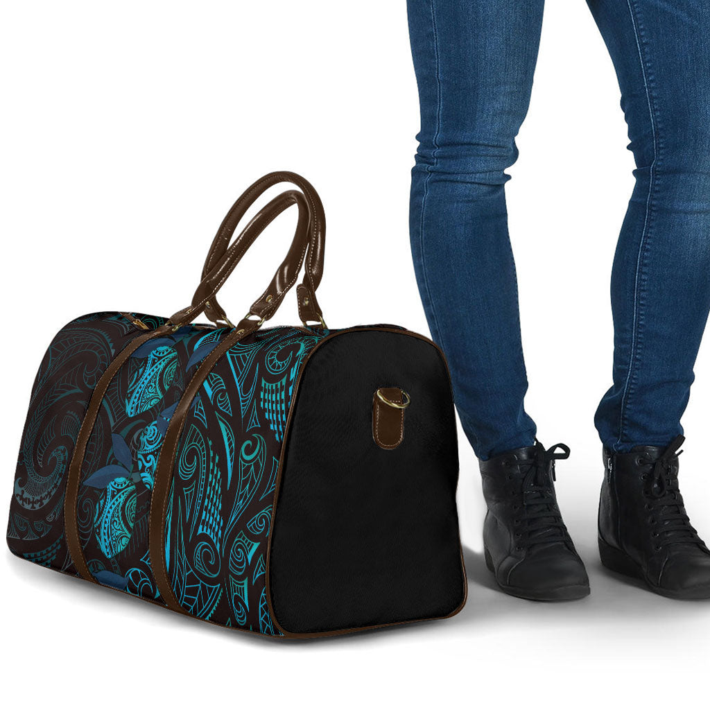 Hawaiian Mango Tribal Tattoo Travel Bag Teal Pacific Traditional Pattern
