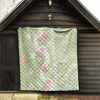 Leaf Green Hawaii Anthurium Plumeria Lei Quilt