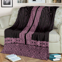 New Zealand Maori Kowhaiwhai Blanket Mawhero Maui and Mangopare