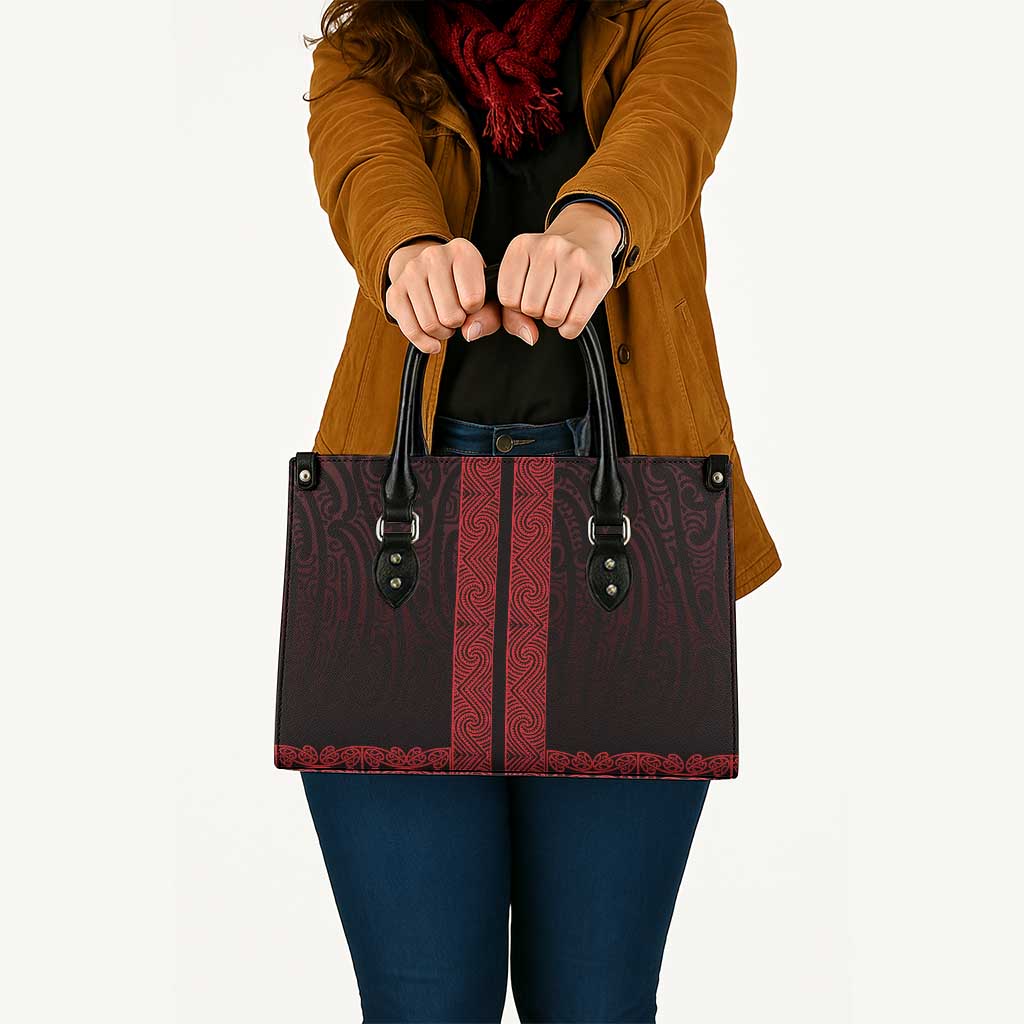 New Zealand Maori Kowhaiwhai Leather Bag Whero Maui and Mangopare - Polynesian Pride