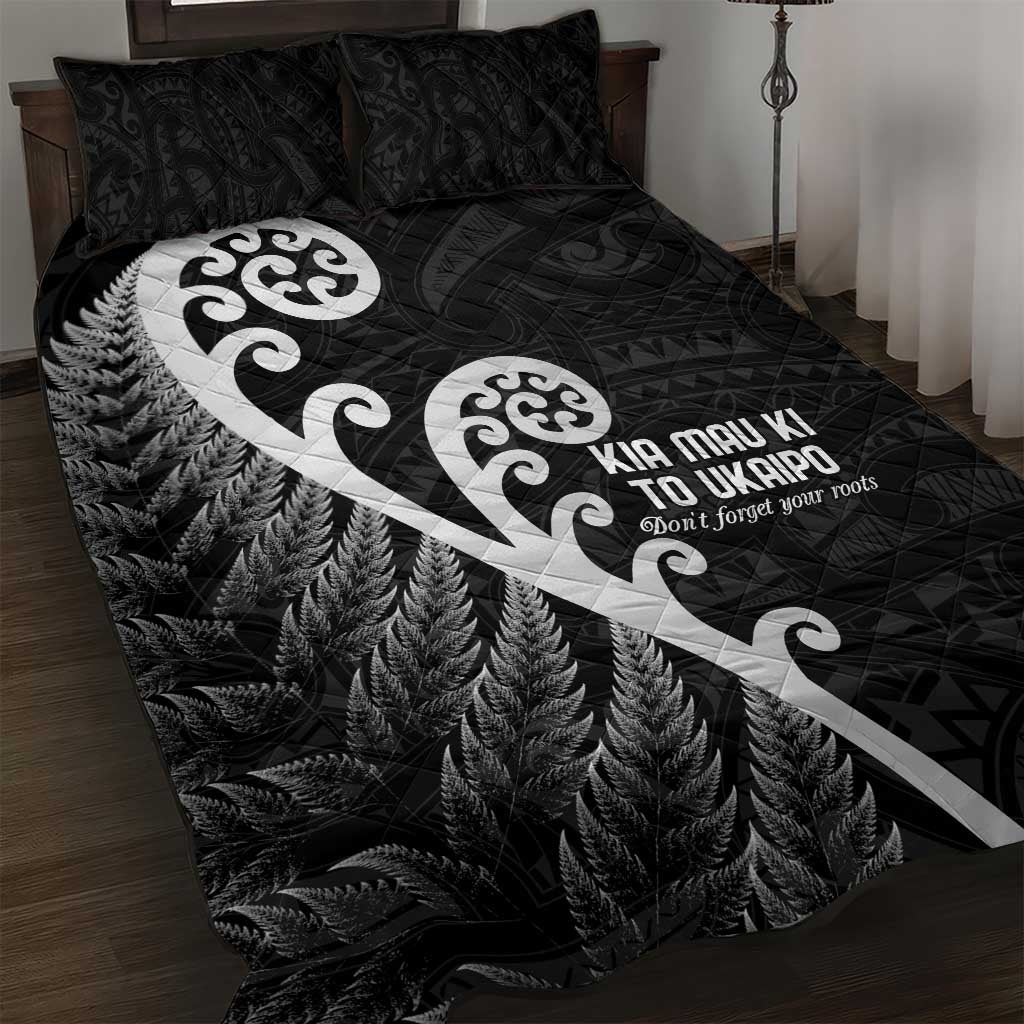 Kia Mau Ki To Ukaipo Quilt Bed Set Te Reo Maori Koru Fern Art LT9 Black - Polynesian Pride