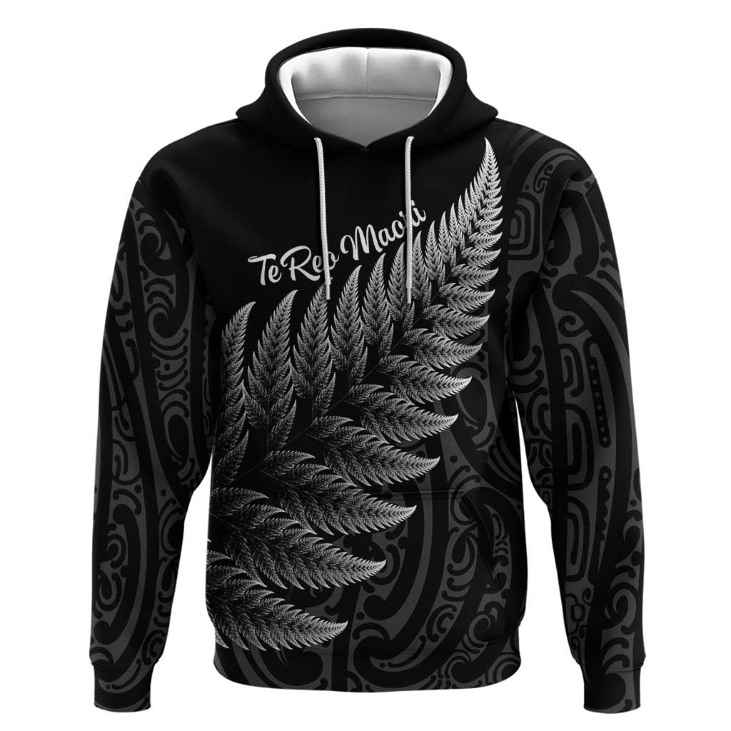 New Zealand Te Reo Mori Zip Hoodie Simple Black Fern LT9 Pullover Hoodie Black - Polynesian Pride