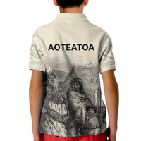 Whanau Maori Language Kid Polo Shirt Te Reo Maori Inspired Art