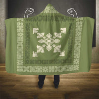 Hawaiian Quilt Block Design Hooded Blanket Lime Hawaii Culture Motifs - Polynesian Pride