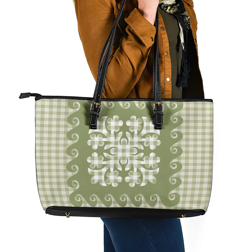 Green Ulu Palaka Quilt Pattern Leather Tote Bag Hawaii Culture Breadfruit - Polynesian Pride