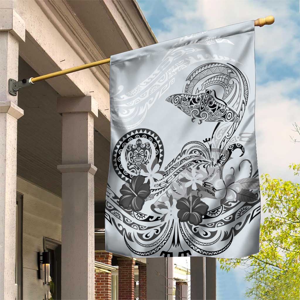Polynesian Manta Ray Garden Flag Gray Floral Turtle Tattoo - Polynesian Pride