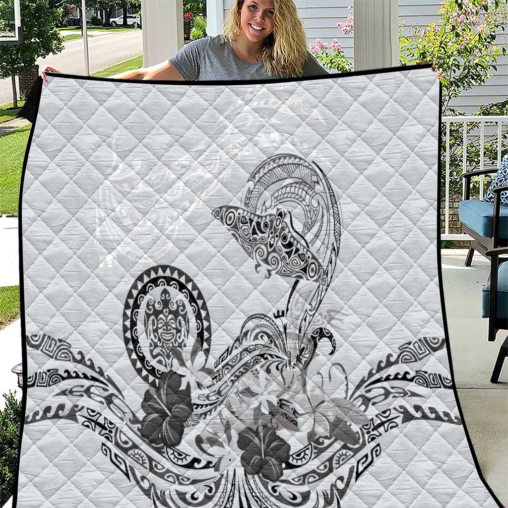 Polynesian Manta Ray Quilt Gray Floral Turtle Tattoo LT9 Gray - Polynesian Pride