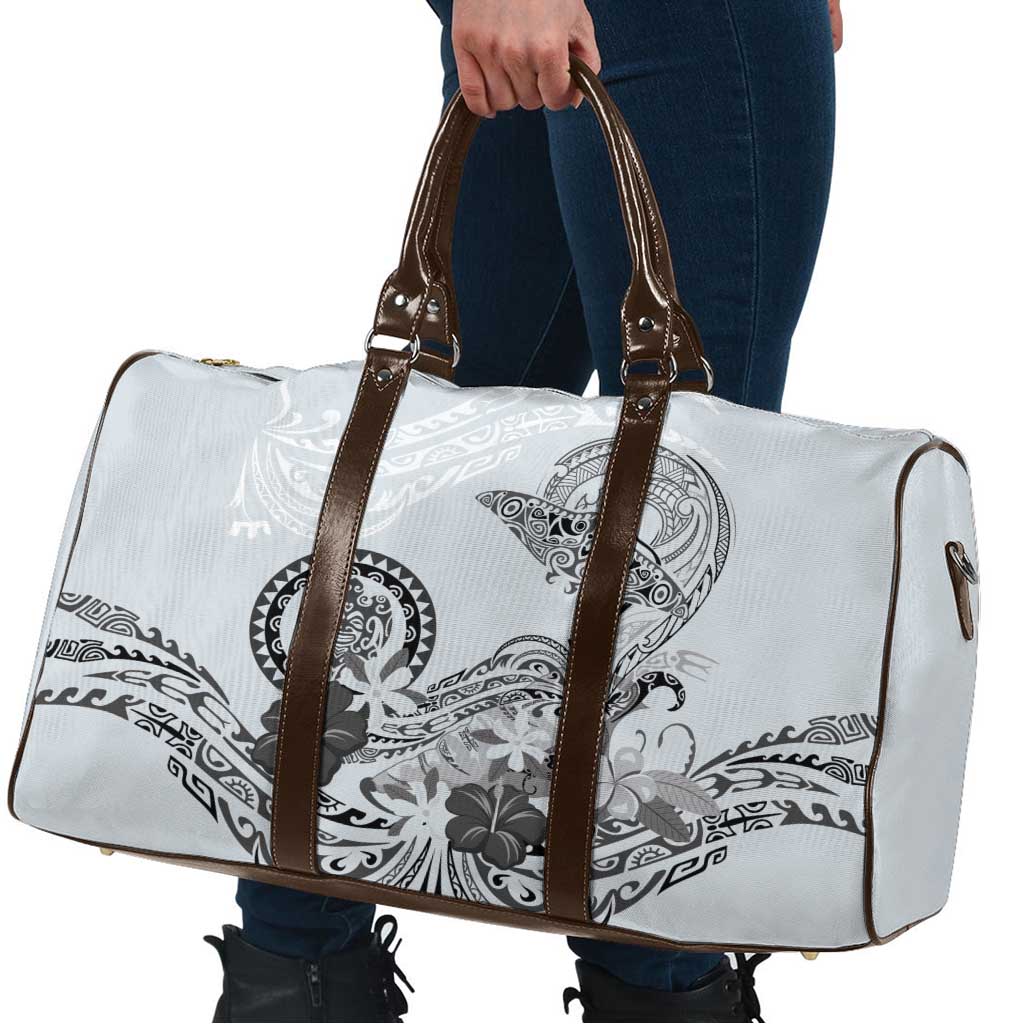 Polynesian Manta Ray Travel Bag Gray Floral Turtle Tattoo - Polynesian Pride