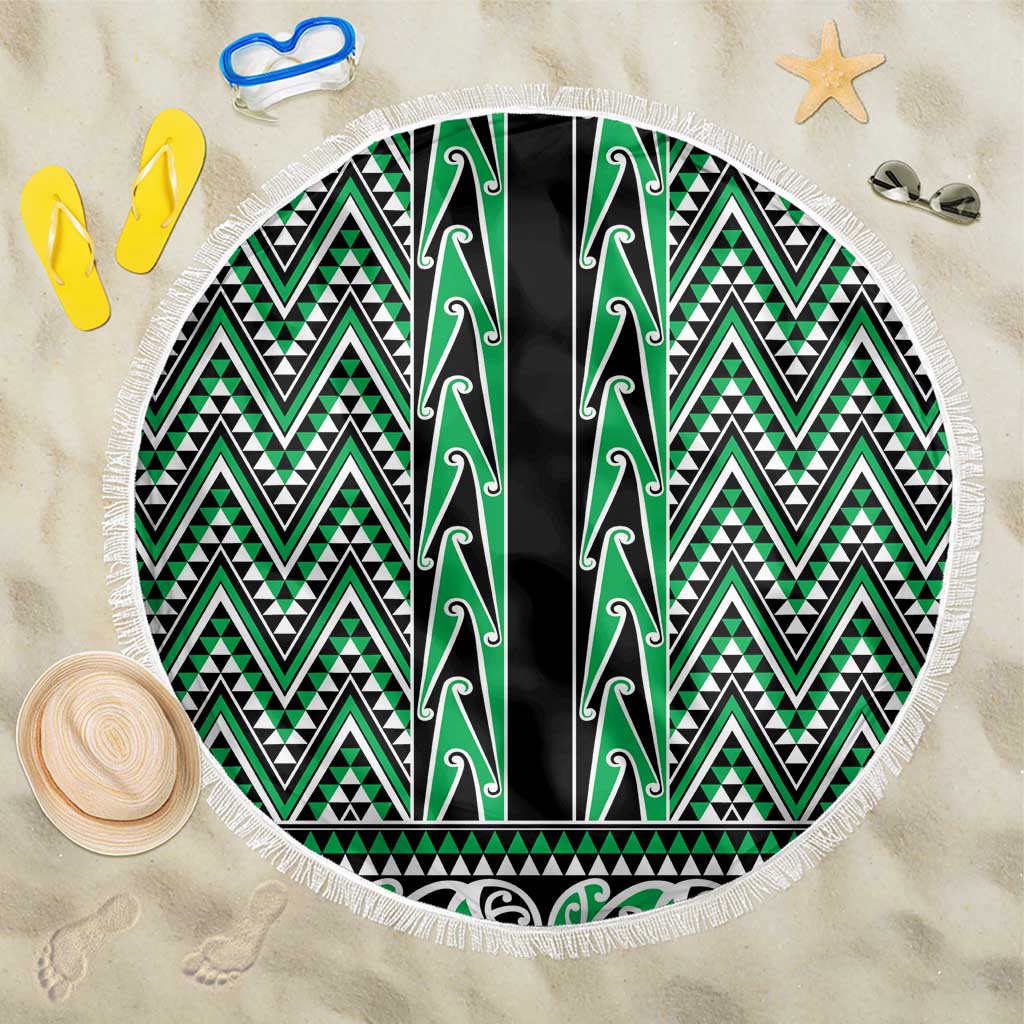 New Zealand Maori Niho Taniwha Beach Blanket Kakariki Mangopare and Puhoro Pattern