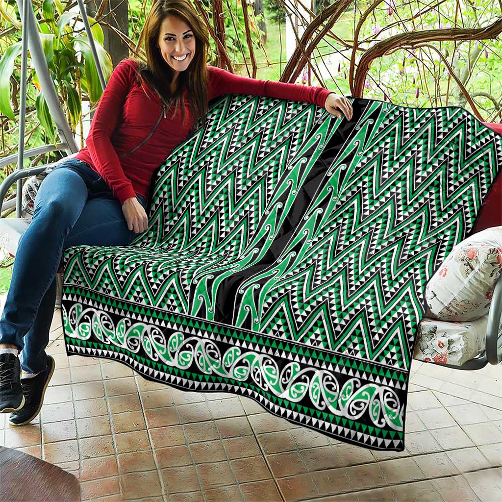 New Zealand Maori Niho Taniwha Quilt Kakariki Mangopare and Puhoro Pattern