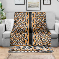 New Zealand Maori Niho Taniwha Blanket Karaka Mangopare and Puhoro Pattern