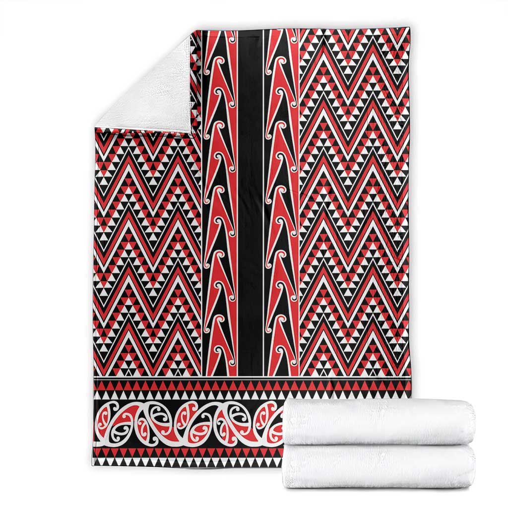 New Zealand Maori Niho Taniwha Blanket Whero Mangopare and Puhoro Pattern