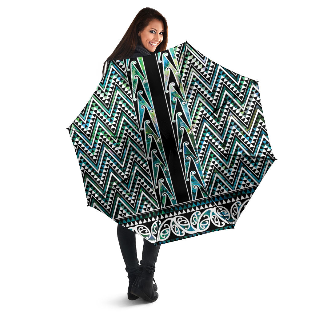 New Zealand Maori Niho Taniwha Umbrella Papua Shell - Mangopare Puhoro Pattern
