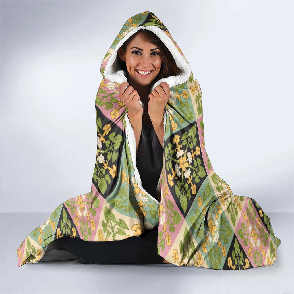 Seamless Pattern Puakenikeni and Kalo Hooded Blanket - Polynesian Pride