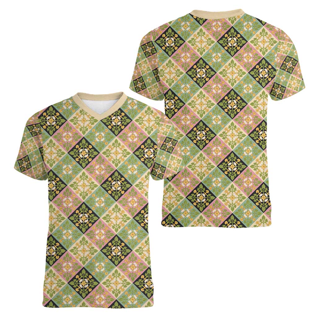 Seamless Pattern Puakenikeni and Kalo Women V-Neck T-Shirt LT9 - Polynesian Pride