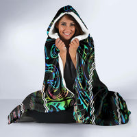 Personalised New Zealand Christmas Hooded Blanket Maori Fern Manaia Meri Kirihimete with Papaua Shell LT9 - Polynesian Pride