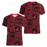Black Tonga Kilisimasi Fiefia Women V-Neck T-Shirt Pacific Patchwork Xmas Vibes - Polynesian Pride