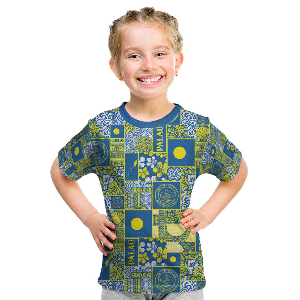 Palau Ungil Kurismas Kid T Shirt Pacific Patchwork Xmas Vibes - Polynesian Pride