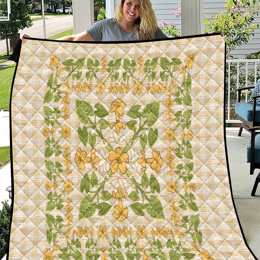 Squares Puakenikeni and Kalo Quilt Beige Palaka Hawaiian Quilt Pattern - Polynesian Pride