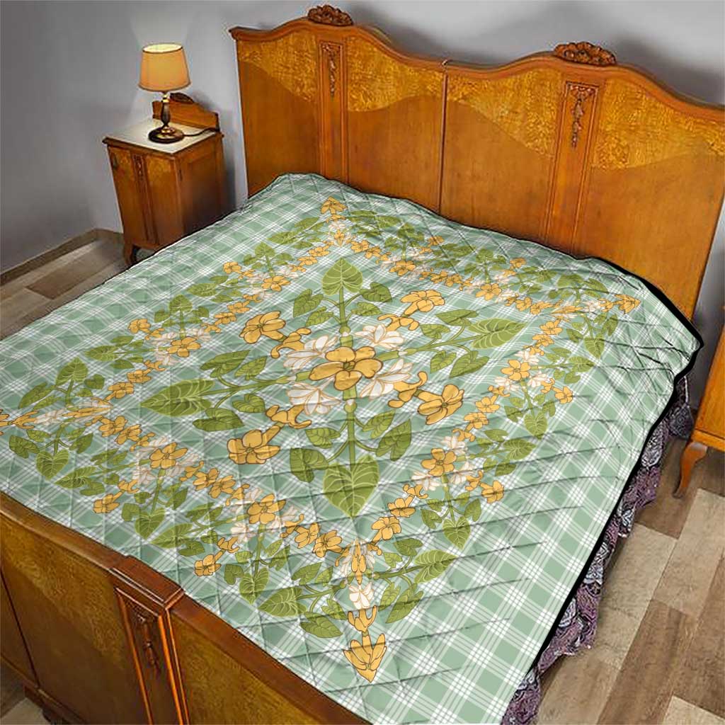 Squares Puakenikeni and Kalo Quilt Turquoise Palaka Hawaiian Quilt Pattern - Polynesian Pride