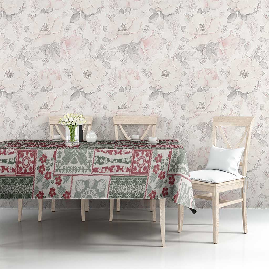 Mele Kalikimaka Hawaii Christmas Tablecloth Aloha Spirit with Hawaiian Quilt Pattern - Polynesian Pride