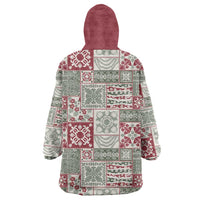 Mele Kalikimaka Hawaii Christmas Wearable Blanket Hoodie Aloha Spirit with Hawaiian Quilt Pattern - Polynesian Pride