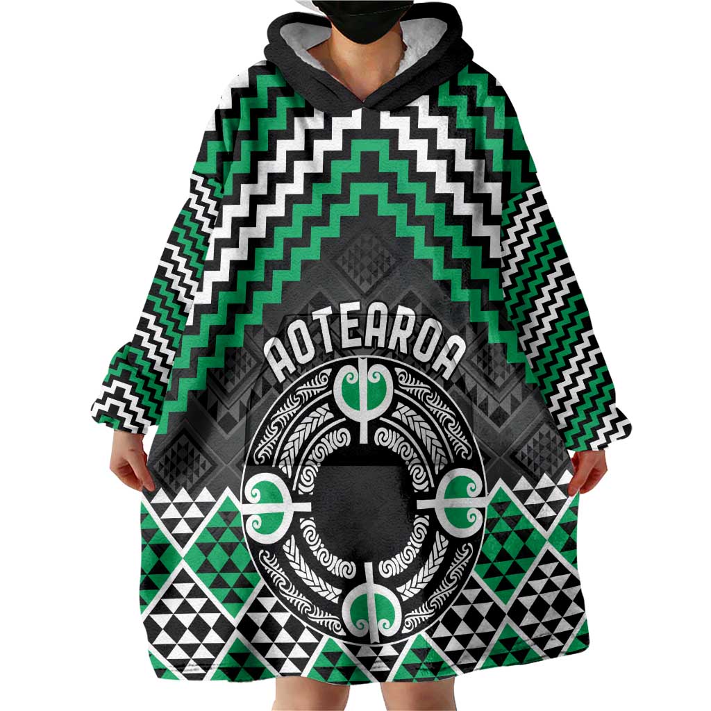 Personalised Aotearoa Niho Taniwha Motif Wearable Blanket Hoodie Green Style