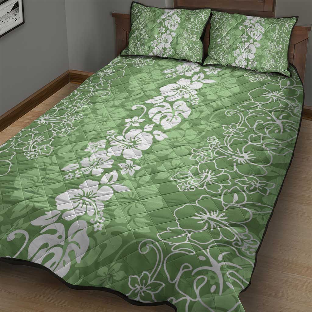 Hawaiian Lei Day Quilt Bed Set Green Hibiscus Flowers Lei Art