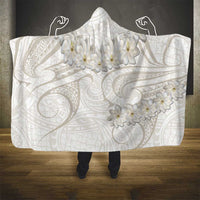 Tokelau Gardenia Thunbergia Hooded Blanket Black Polynesian Art Vibe