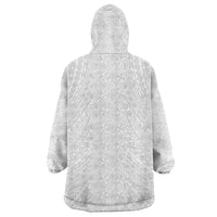 Lotu Tamaiti White Tongan Ngatu Wearable Blanket Hoodie Polynesian Tribal Fonulei Pattern - Polynesian Pride