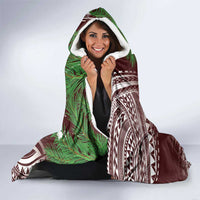 Christmas Hawaii with I'iwi Bird Hooded Blanket Aloha Mele Kalikimaka - Oxblood Art
