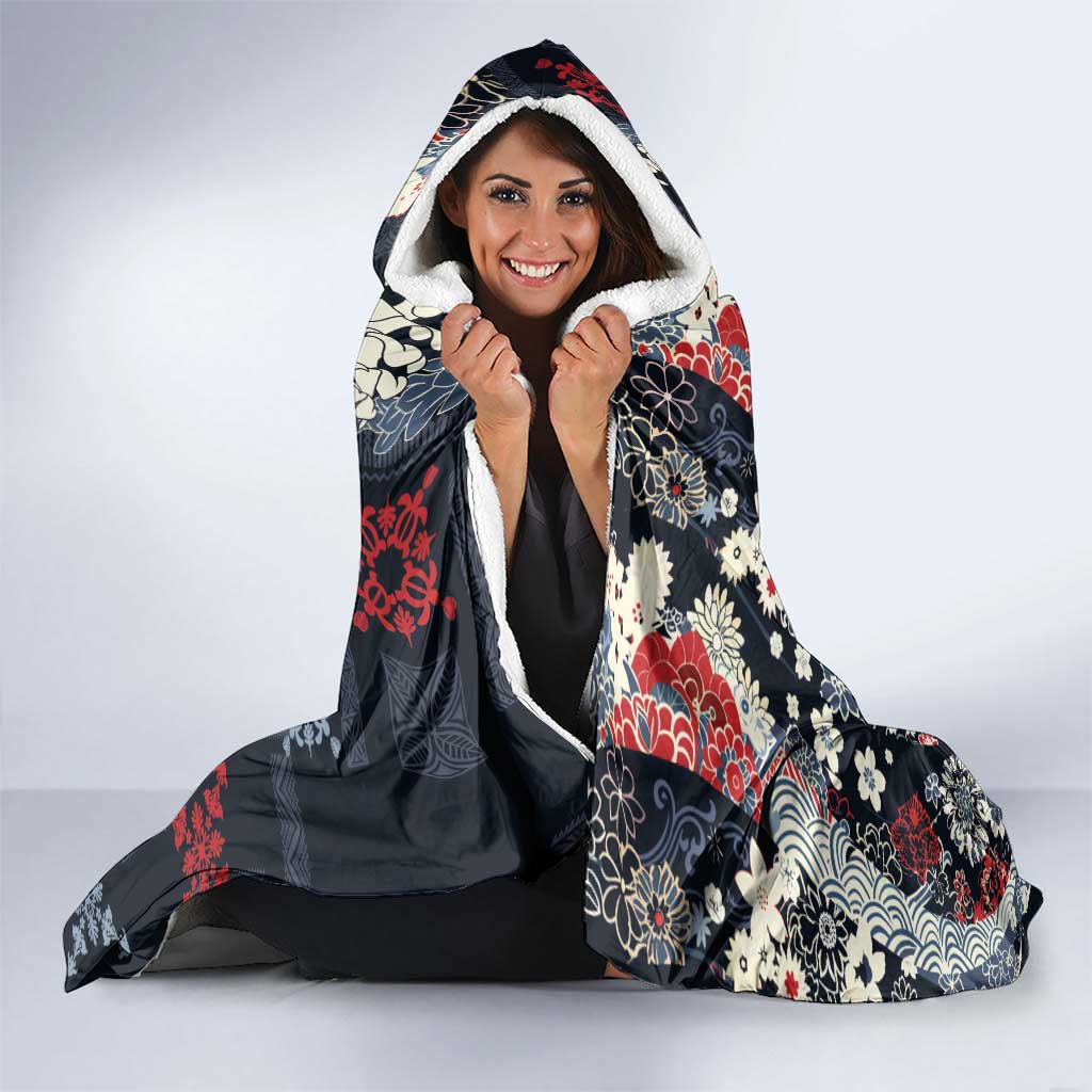 Hawaii Puakenikeni and Maile Lei Hooded Blanket Navy Blue Japanese Wave Style - Polynesian Pride