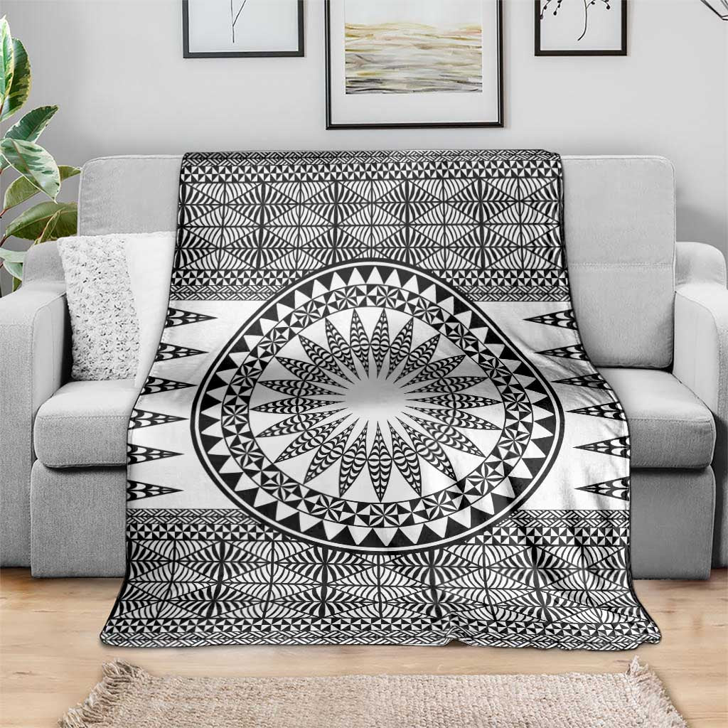 All White Tonga Malo e lelei Blanket Vintage Ngatu Tribal Pattern - Polynesian Pride