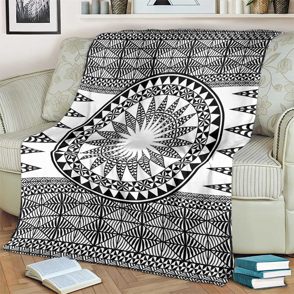 All White Tonga Malo e lelei Blanket Vintage Ngatu Tribal Pattern - Polynesian Pride