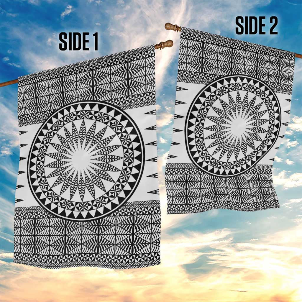 All White Tonga Malo e lelei Garden Flag Vintage Ngatu Tribal Pattern - Polynesian Pride