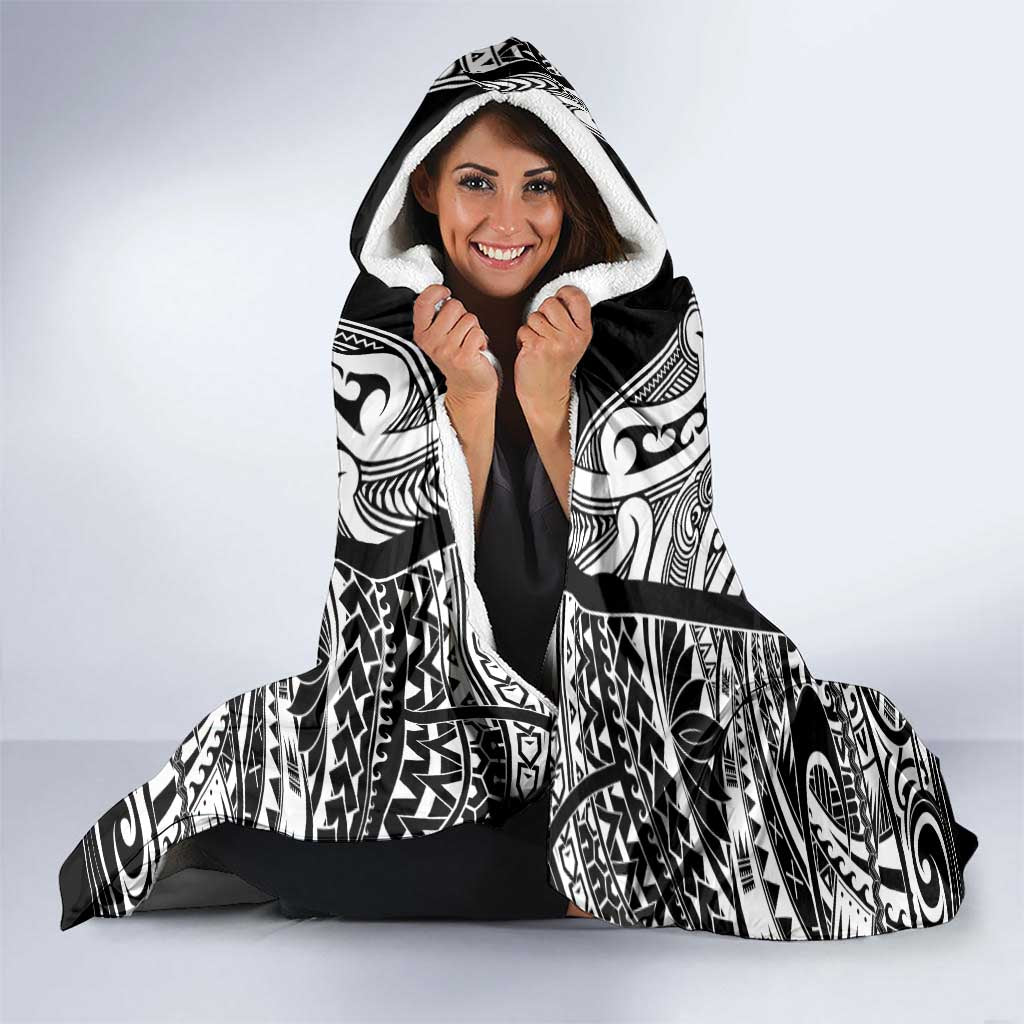 New Zealand Black Fern Custom Hooded Blanket Maori Tukutuku Black-white Motif