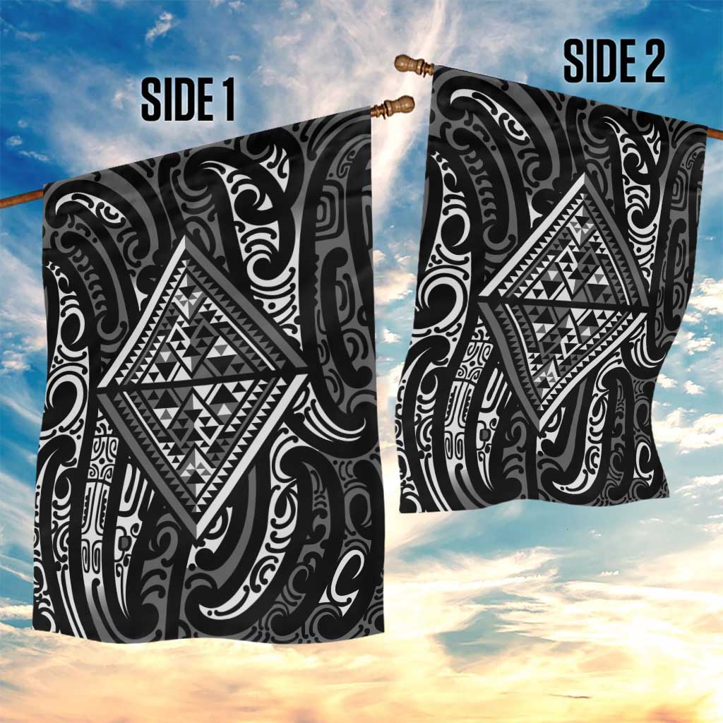 New Zealand Maori Taniko Garden Flag Black Kowhaiwhai Puhoro LT9 - Polynesian Pride