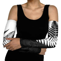 New Zealand Silver Fern Arm Sleeves Maori Koru Mixed Taniko Pattern - Polynesian Pride