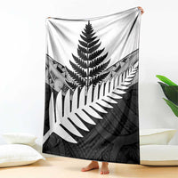New Zealand Silver Fern Blanket Maori Koru Mixed Taniko Pattern