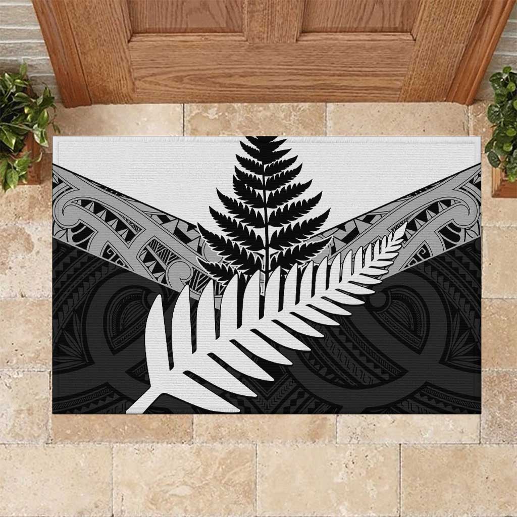 New Zealand Silver Fern Rubber Doormat Maori Koru Mixed Taniko Pattern LT9 White - Polynesian Pride
