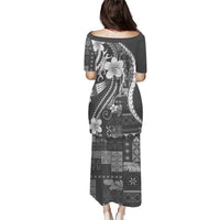 Samoa Siapo Tribal Pattern Family Matching Puletasi and Hawaiian Shirt Light Gray Polynesian Plumeria Tapa Motif