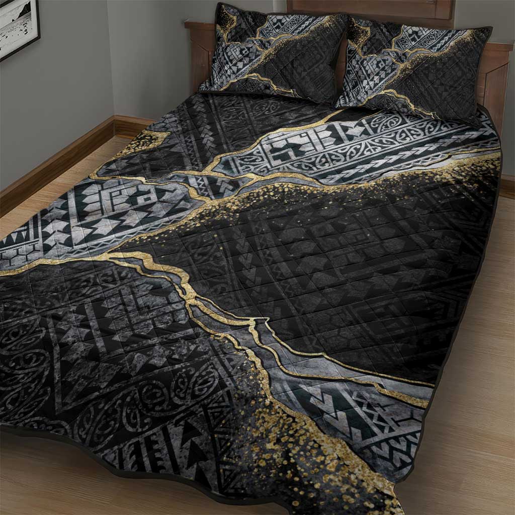 Polynesian Tribal Tattoo Quilt Bed Set Dark Marble Pattern
