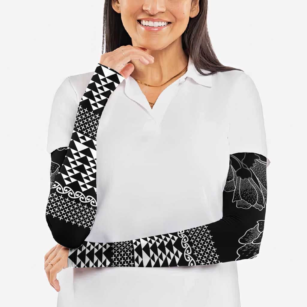 Black Taniko Kowhaiwhai Tukutuku Motif Arm Sleeves - Polynesian Pride